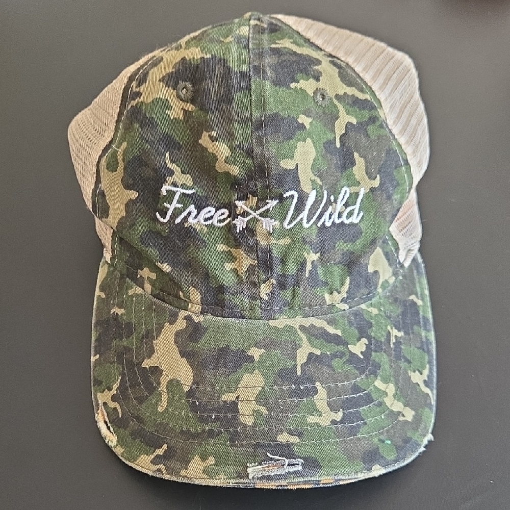 Free & Wild Camouflage Mesh Baseball Trucker Cap